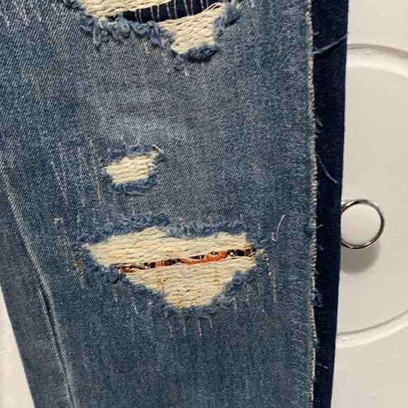 Blank NYC Crop Girlfriend Jeans size 27 - Picture 6 of 15